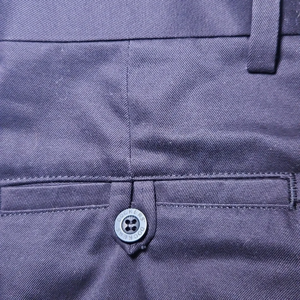 Dockers Signature Khaki Flat Front Dress Pants – Black, Straight Fit, NWT, 32x34